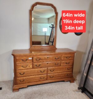 t33- Sumter Long Dresser w/ Mirror. Buyer must take mirror. Beautiful Condition