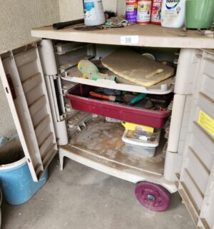 t38- Suncast portable garden or barbecue utility cart - Image 3