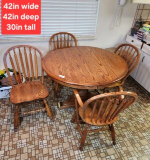 t60- Stunning S. Bent Bros Oak 4 Chair Dining Set. Amazing Condition