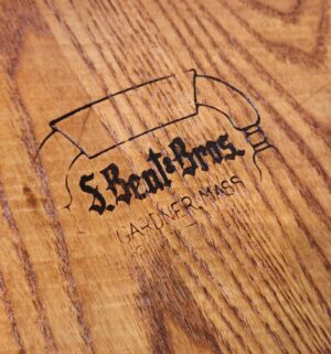 t60- Stunning S. Bent Bros Oak 4 Chair Dining Set. Amazing Condition - Image 5