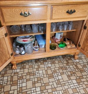 t62- Vintage Oak Two Piece China Hutch w/ Lead Glass - Image 3