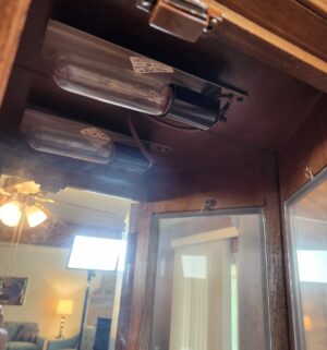 t64- Pulaski Lighted Curio Cabinet - Image 5