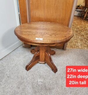 t71- vintage oak pedestal table
