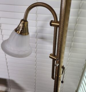t75- Two Light Lamp w/ dimmer. Glass Shades - Image 4