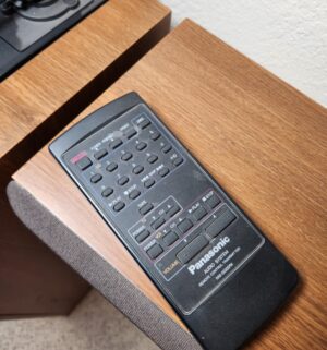 t81- Panasonic Stereo System. Cassette and Record Player Tested/works. CD player not tested - Image 5