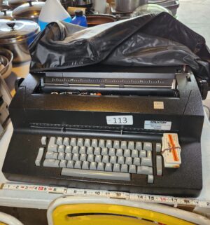 t113- IBM Correcting Selectric 2