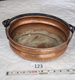 t123- vintage oval copper and iron cauldron planter