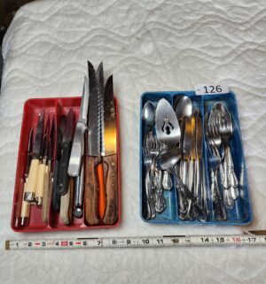t126- vintage knives/flatware
