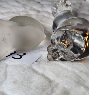 t193- Glass Cat Paperweights. 1 is damaged - Image 3
