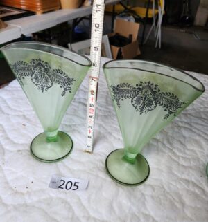 t205- Depression Glass Fan Vase. Silver Rim. Amazing Condition