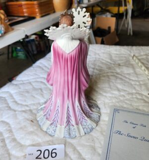 t206- Lenox The Snow Queen porcelain figurine from the Legendary Princesses Collection featuring platinum and 24K gold accents - Image 3