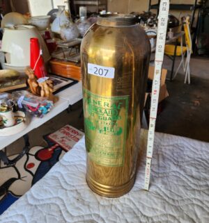 t207- vintage General Quick Aid Fire Guard brass fire extinguisher