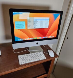 t221- iMac 21.5-inch 2017 Model. 2.3 GHz Dual Core Intel i5. 8GB Memory. Unlocked with password. Ready to use.