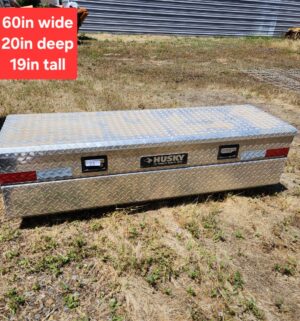 u23- Husky aluminum diamond plate crossover truck tool box