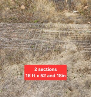 u25- 2 Sections of thick gauge fencing