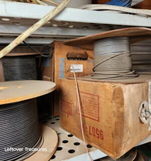 u53- All spools of cable wire on shelves - Image 3