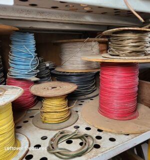 u53- All spools of cable wire on shelves - Image 4