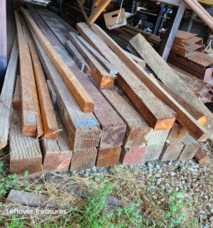 u67- (See Video) Wood Posts and other wood. 8ft to 20ft long