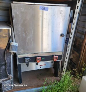 u69- Dagma German Made Coffee Machine. Stored in Shop/garage.