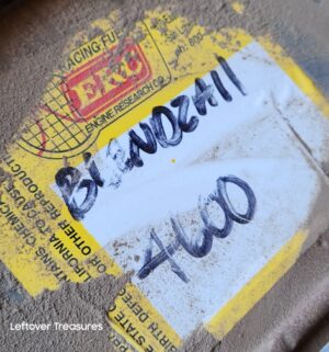 u72- Blendzall 4600 Racing Fuel Drum. Appears to be sealed. Fuel used for RC Airplanes. Buyer Beware. Buy at your own risk - Image 3