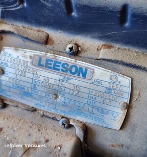 u94- large assortment of motors. Stored in shop - Image 5
