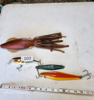 u107- Squid Lure, Crankbait, metal jigs