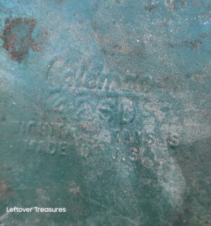u108- vintage coleman camping stove 426D - Image 4