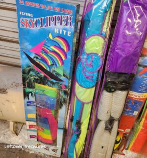 u124- Collection of Kites - Image 4