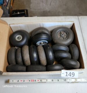 u149- 3.25-4.5 inch wheels for RC Airplanes