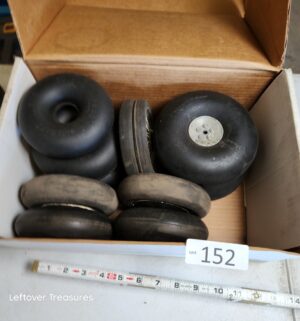 u152- 5-6 inch wheels for RC Airplanes