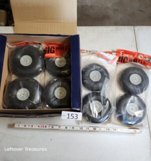 u153- 5-6 inch wheels for RC Airplanes
