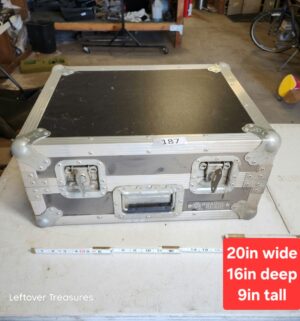 u187- Equipment case