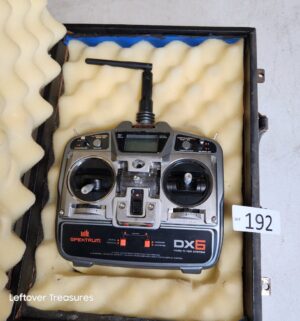 u192- Spektrum DX6i 6-Channel 2.4GHz DSM2 transmitter
