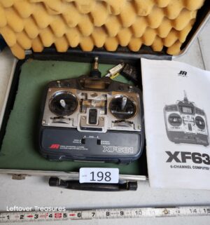 u198- JR Propo XF631 6-channel computer radio transmitter