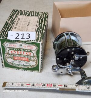 u213- Pflueger Ohio Model 1978 surf casting fishing reel