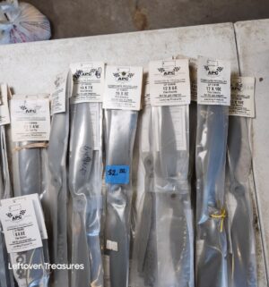 u217- vintage lot of 22 new old stock APC composite propellers for RC airplanes - Image 4