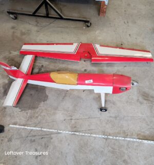 u239- RC Airplane