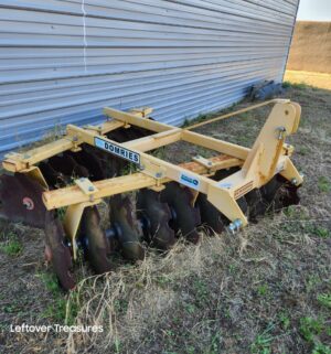 u301- Domries tillage implement. Tandem Disc Harrow. 3 Point Hitch Model