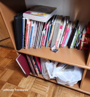 v64- All books and media on bookcase - Image 4