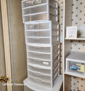 v84- 4 storage drawer organizers