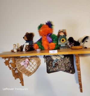 v89- decor on shelf