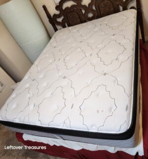 v106- Queen Sleep Fit Mattress & Boxspring Only. 2023 Model. No frame
