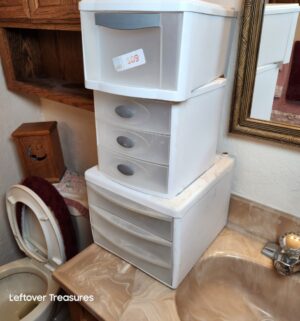 v109- storage drawers