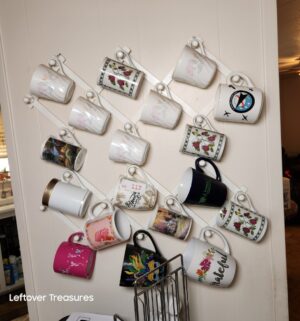 v117- mugs on rack. No rack