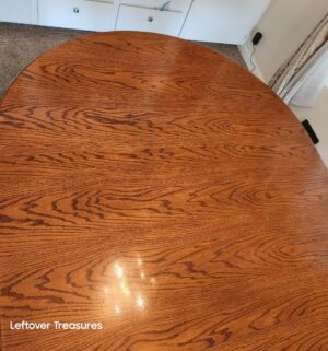 v154- Vintage Oak Dining Table w/ Claw Feet. - Image 3