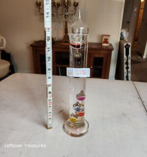 v175- Galileo thermometer