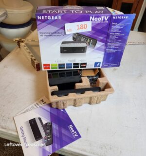 v180- Netgear NeoTV Streaming Player. Appears complete