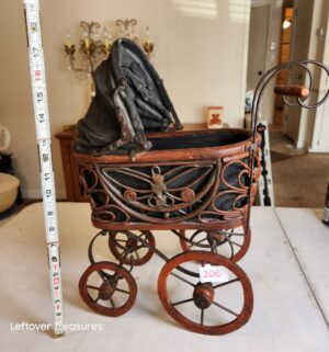 v206- vintage doll buggy
