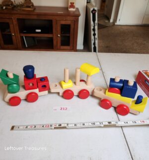 v212- Melissa & Doug Stacking Train classic wooden toddler toy