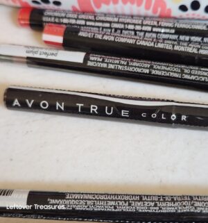 v217- Lancome Eye Powder. Sealed Lip Liner - Image 4